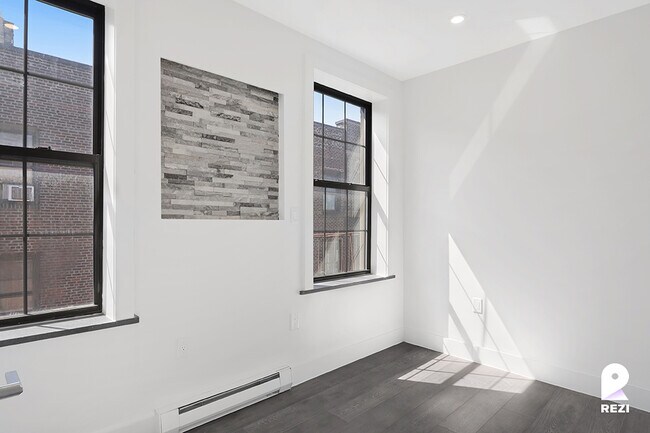 Building Photo - 119-20 Union Tpke