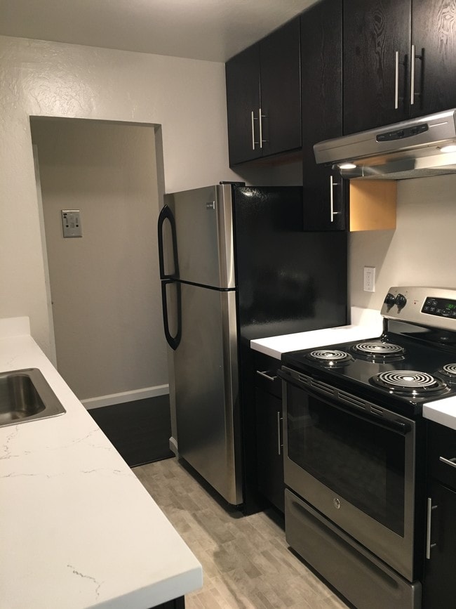Summit Apartments Rentals Hayward, CA