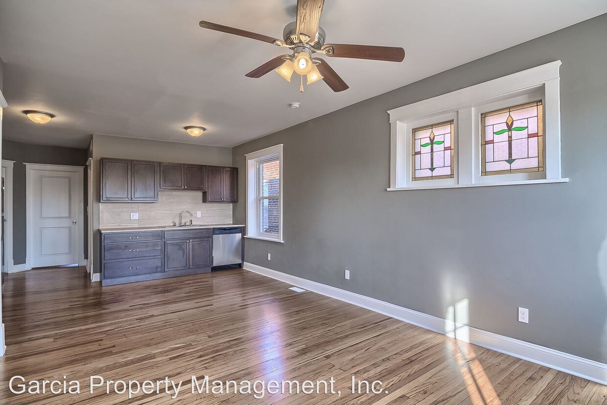 Foto principal - 5071 Chippewa St