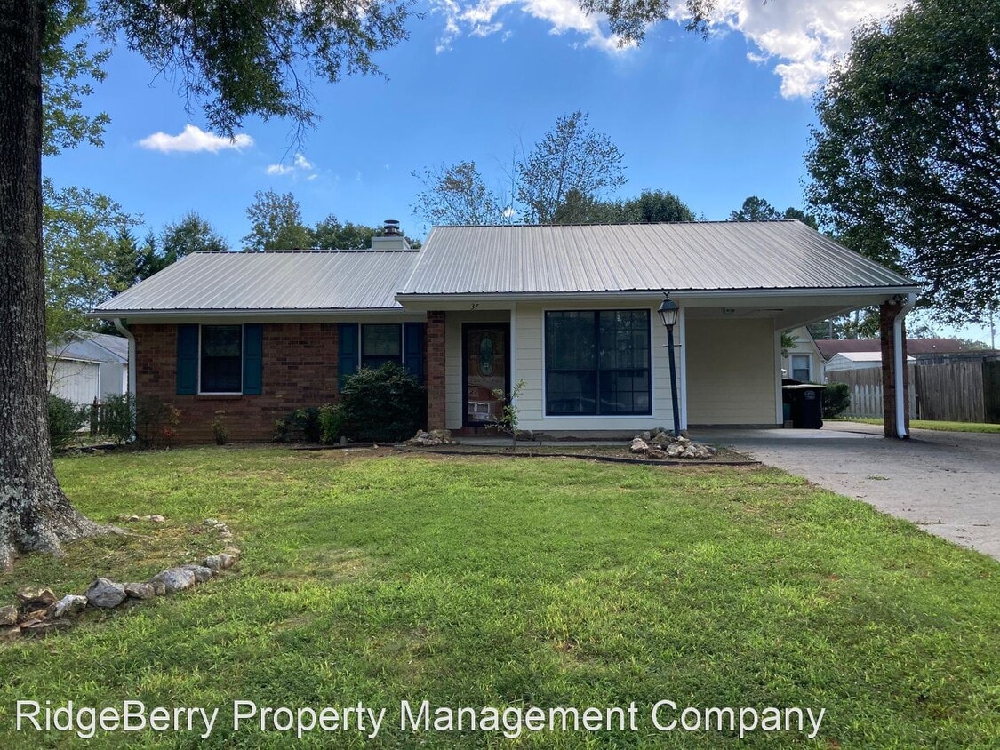 Primary Photo - 3 br, 2 bath House - 37 Frances Dr. NW