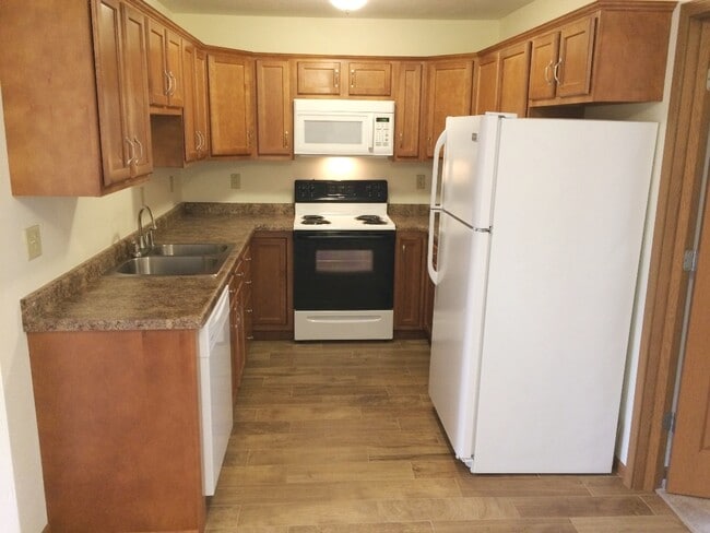 Building Photo - Jeanette Apartments