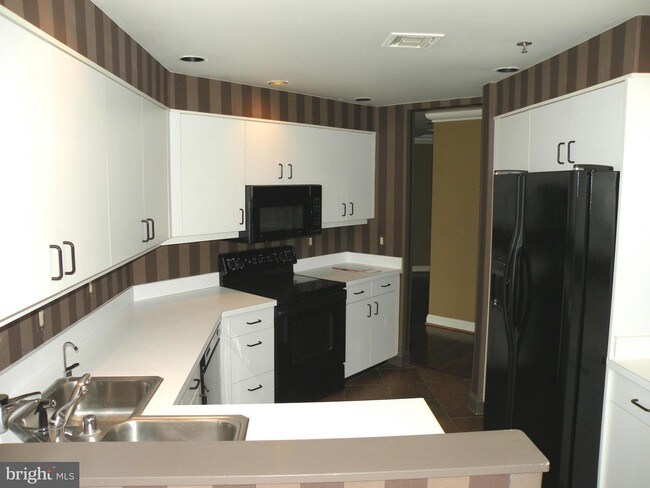 Foto del edificio - 3704 N Charles St