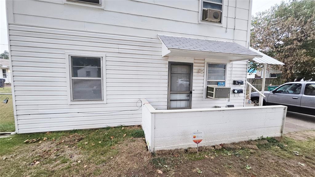 Foto principal - 2408 Woodward Ave