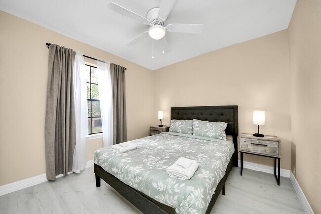 Foto del edificio - 12334 Misty Laurel Dr