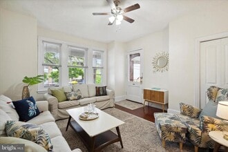 Building Photo - 4628 Sansom St