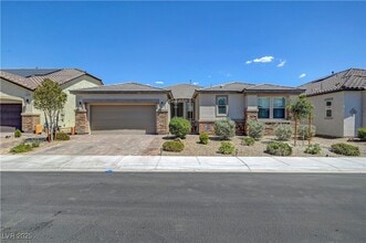 Building Photo - 5424 Kamilla Raen St