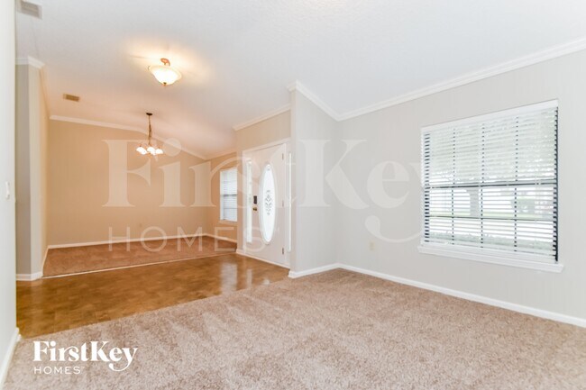 Foto del edificio - 3333 Horseshoe Trail Dr