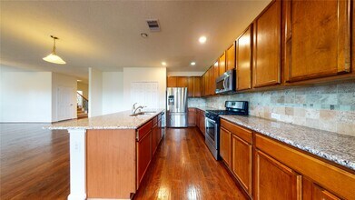 Building Photo - 28635 Cranford Sage Ln