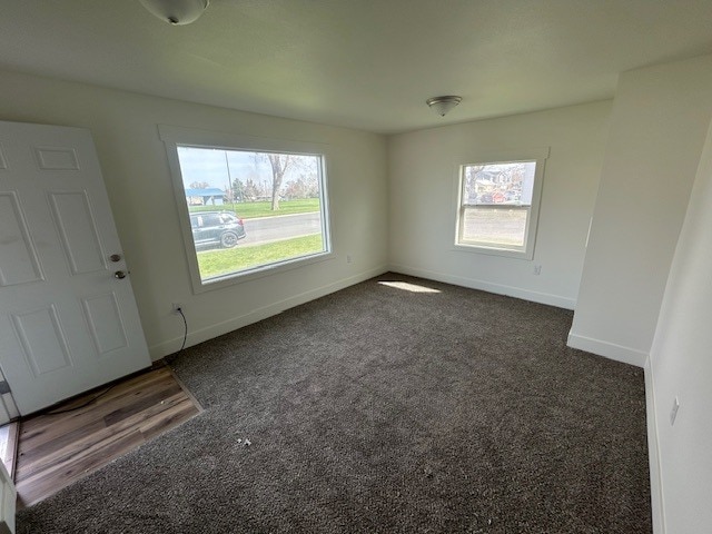 Building Photo - 301 E 4th St