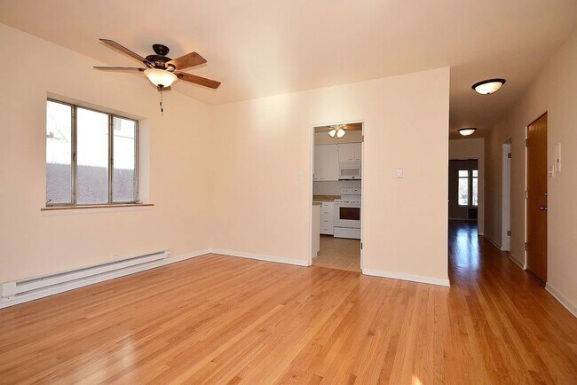 Building Photo - 71 Forest Ave