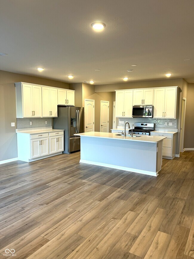 Building Photo - 3277 Haflinger Dr