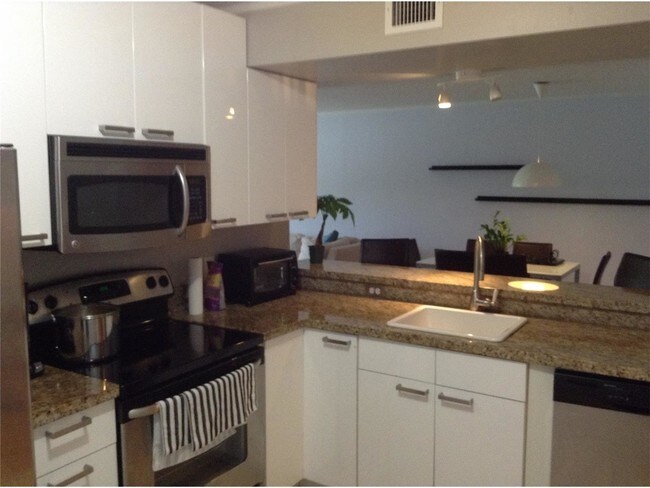 Foto del edificio - 10045 NW 46th St
