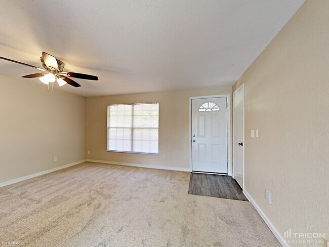 Building Photo - 2677 Tina Ln