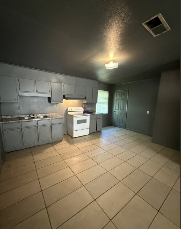 Foto del edificio - 3086 Beasley Dr