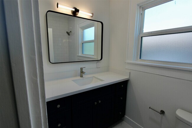 Foto del edificio - 1648 Hawthorne St