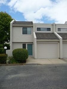 Building Photo - 4000 Rio Rd