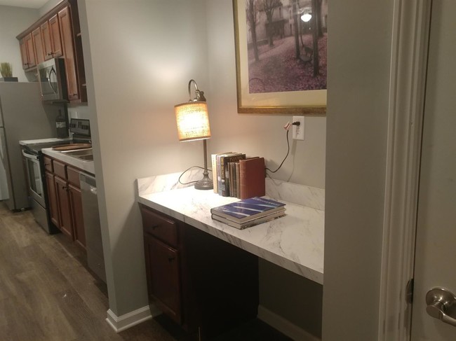 Foto del edificio - 101 Springmeadow Dr