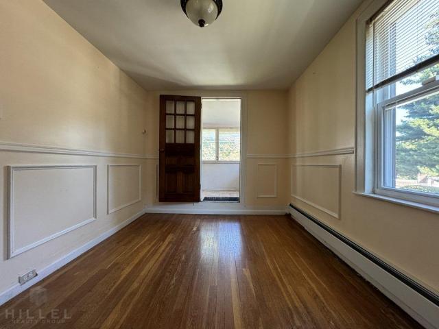 Foto del edificio - 1 bedroom in FOREST HILLS NY 11375