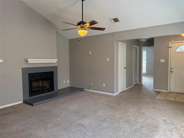 Building Photo - 307 Teakwood Ln