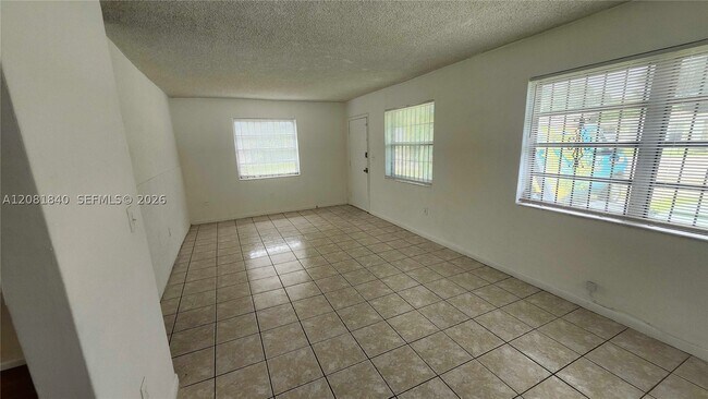 Foto del edificio - 15813 NW 38th Pl
