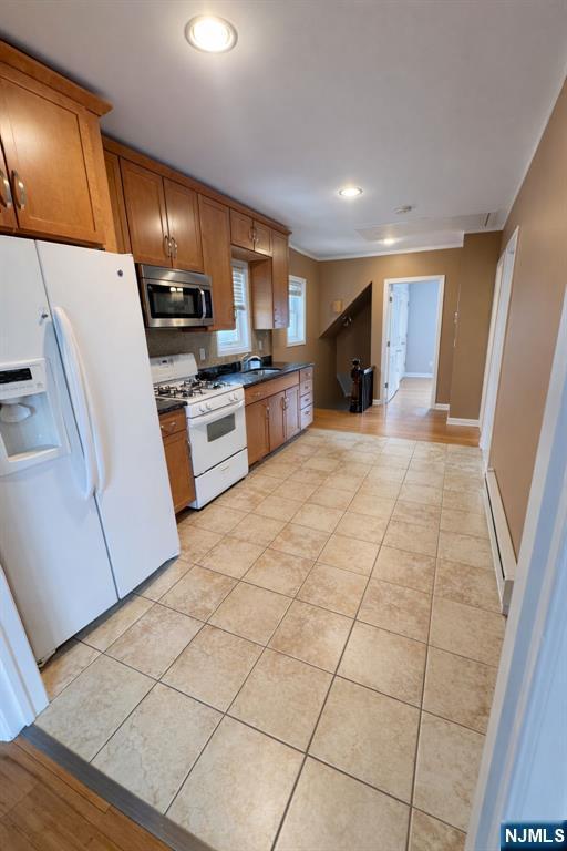 Building Photo - 205 Valley Brook Ave