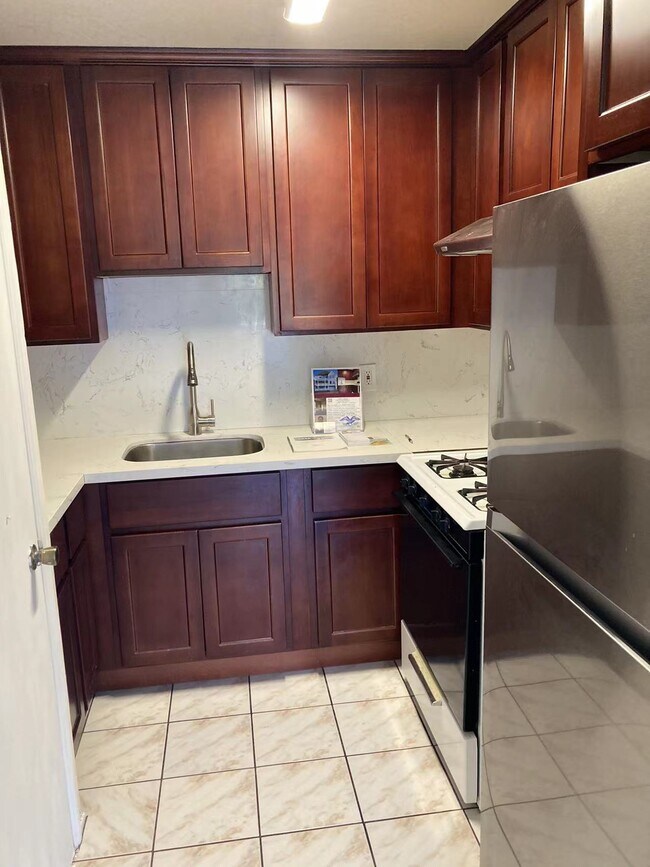 Foto del edificio - 686 10th St