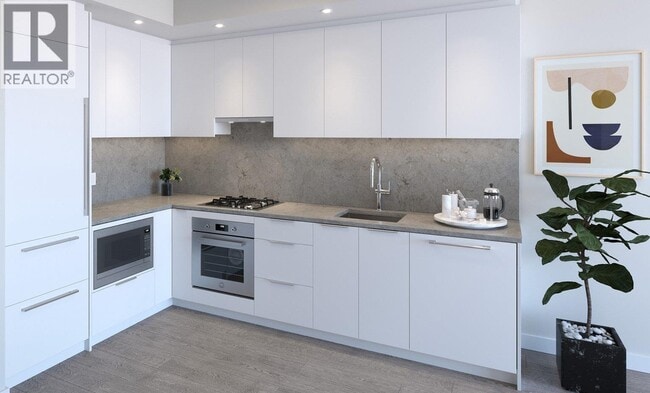 Building Photo - 6138 Birney Ave