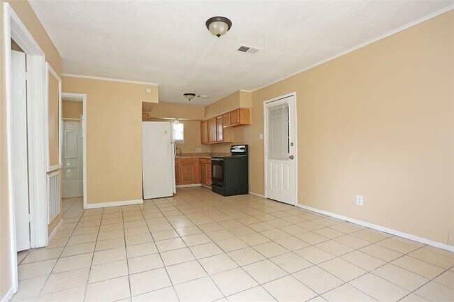 Foto del edificio - 2460 W Shane St