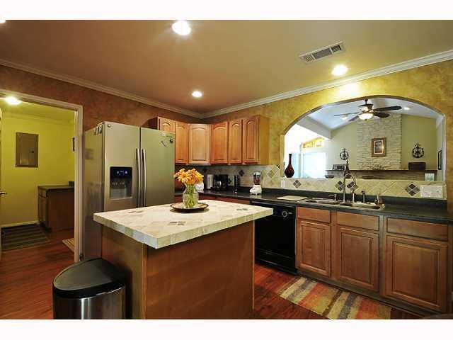 Building Photo - 5306 Basswood Ln