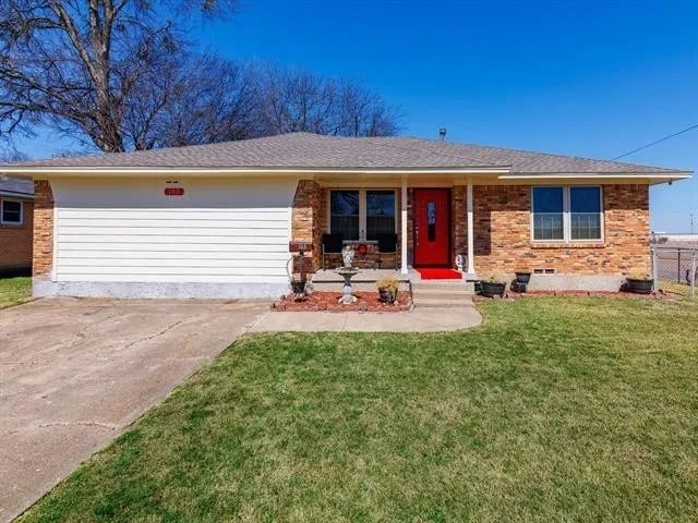 Photo - 103 Aspen St House