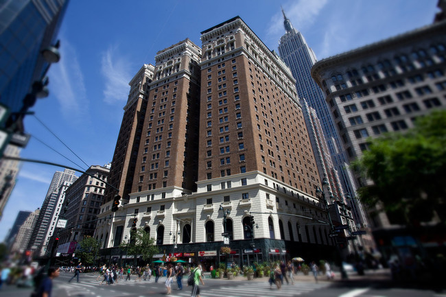 Building Photo - Herald Towers