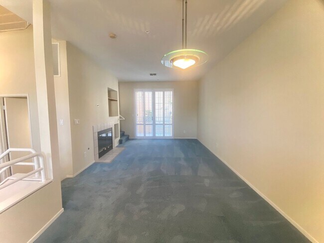 Foto del edificio - Elegant 2-Bedroom, 2.5-Bathroom Townhome for Rent - Milpitas!
