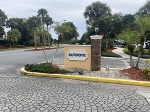 Building Photo - 3950 Atrium Dr