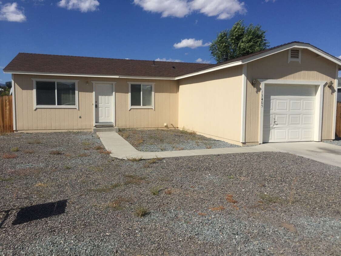 Primary Photo - 13405 Mount Lassen Street Reno, NV 89506