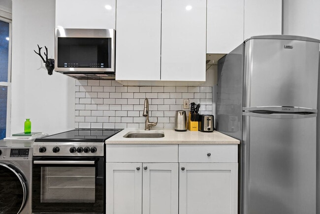 Foto del edificio - 74 Forsyth St