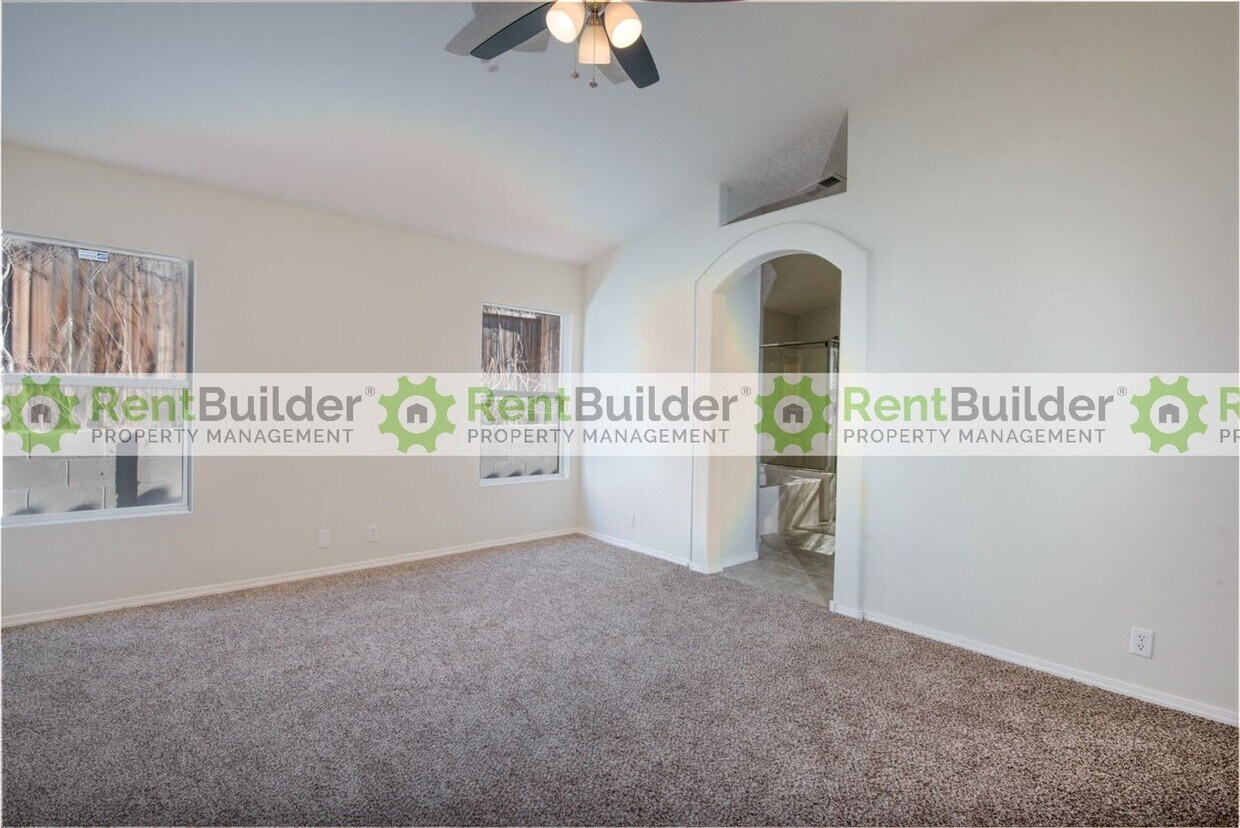 Foto principal - FALL SPECIAL: RENT THIS BEAUTIFUL HOME NOW!