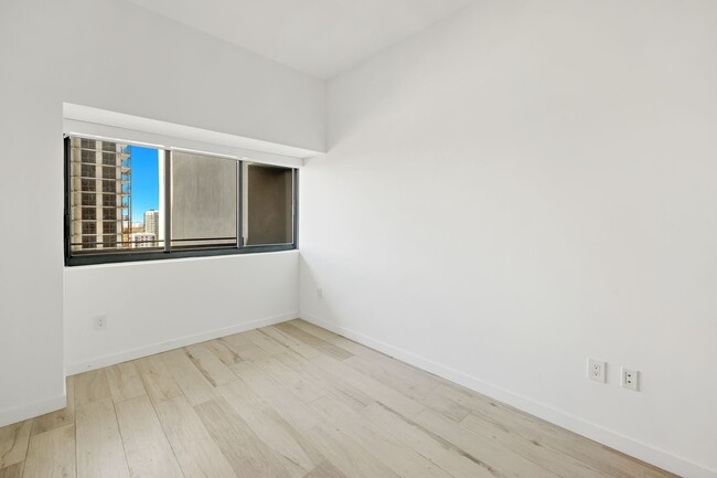 Foto del edificio - 480 NE 31st St