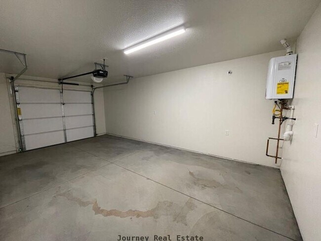 Foto del edificio - 3241 N Constance Dr