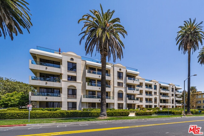 Building Photo - 701 Ocean Ave