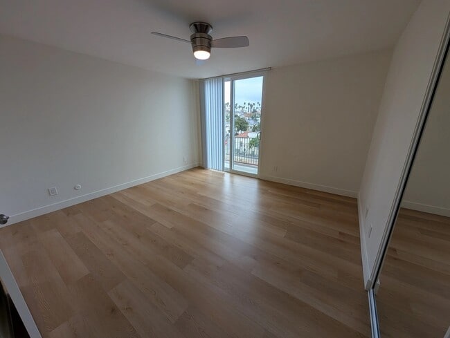 Foto del edificio - 3900 1st St