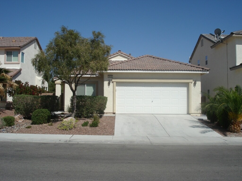 6528 N Starling Mesa St, North Las Vegas, NV 89086 House Rental in