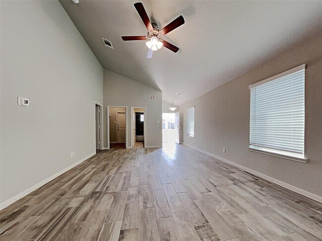 Building Photo - 9834 Gln Brk Ln