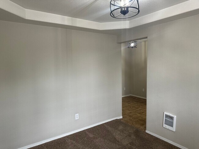Foto del edificio - Adorable 1 bedroom 1 bathroom home in Spri...