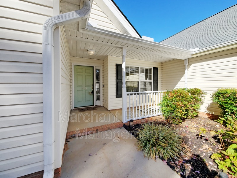 515 Whispering Ct, Taylors, SC 29687 House for Rent in Taylors, SC
