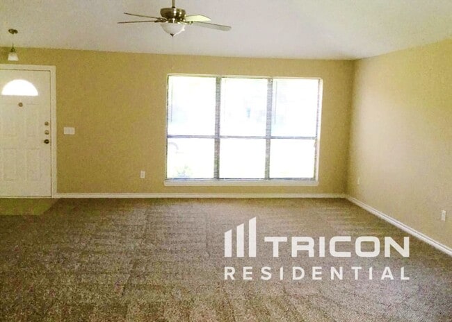 Building Photo - 609 Rifleman Trail