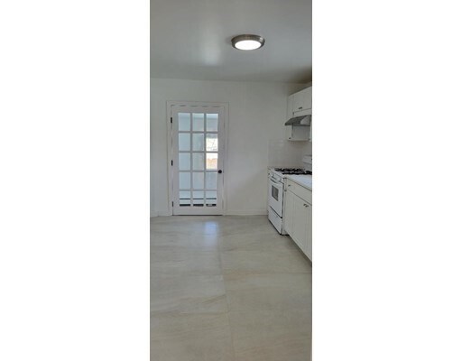 Building Photo - 63 Glendower Rd