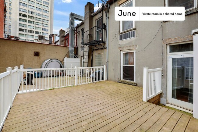 Foto del edificio - Room in Shared 3 bed/1 bath home in Upper East Side