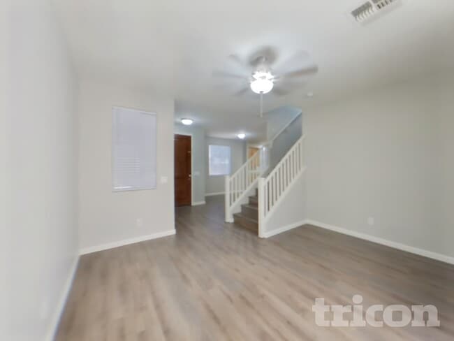 Building Photo - 4360 E Carla Vista Dr