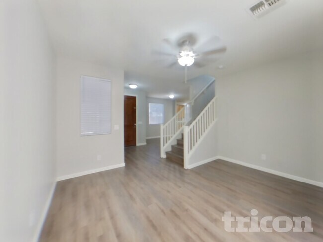 Foto del edificio - 4360 E Carla Vista Dr