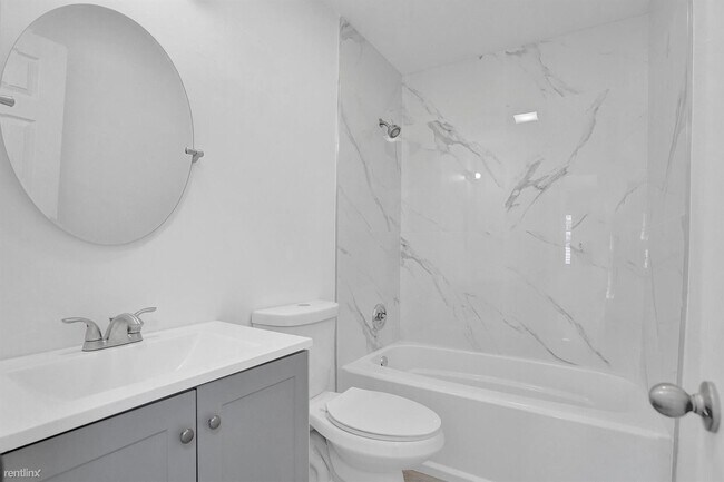Foto del edificio - 4 br, 2 bath House - 23265 Country Club Dr W